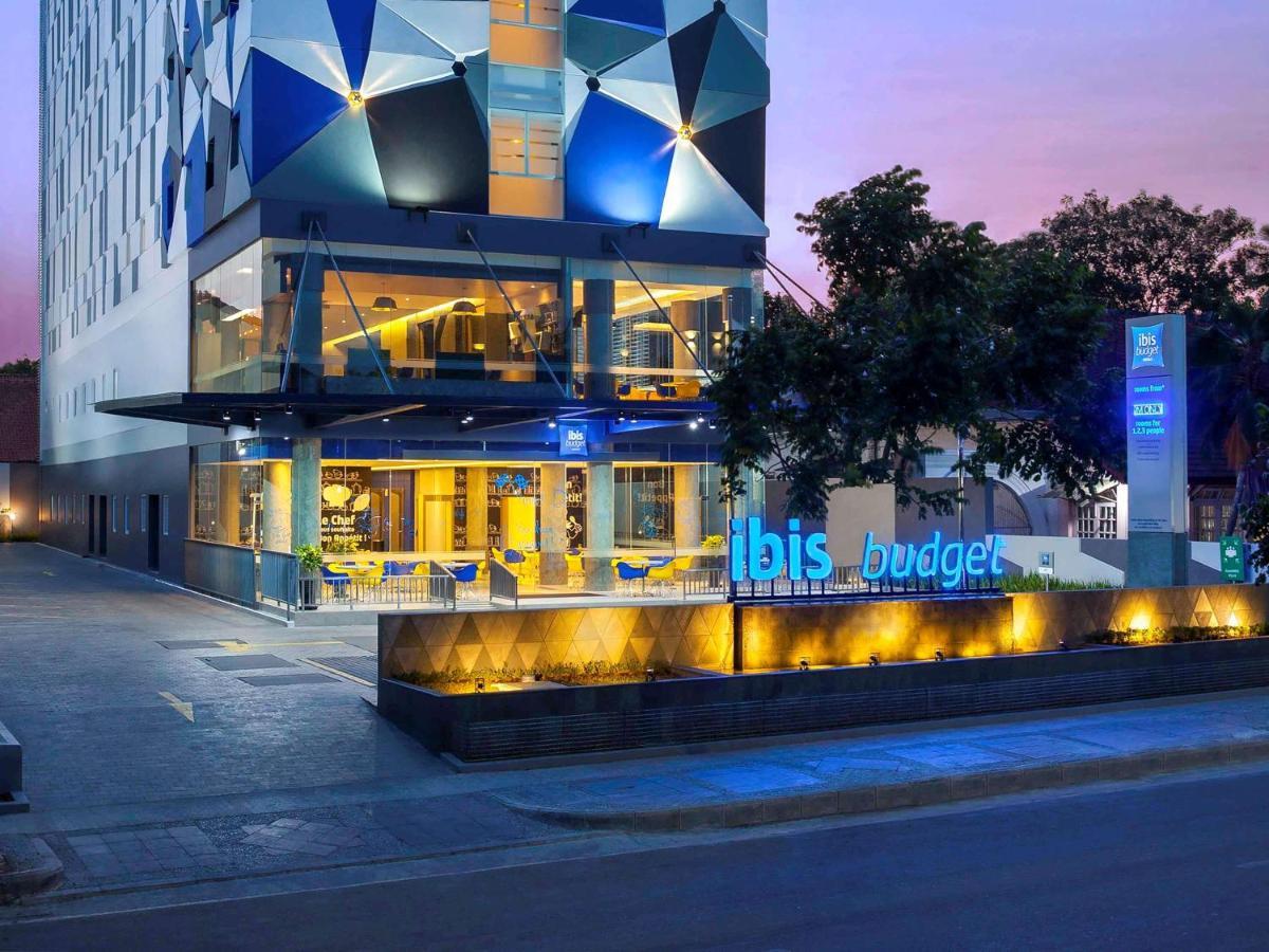 Ibis Budget Cirebon Luaran gambar