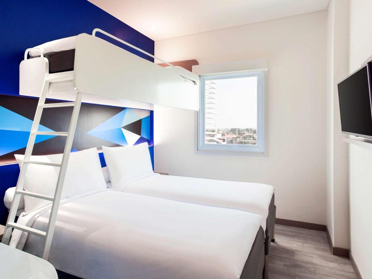 Ibis Budget Cirebon Luaran gambar