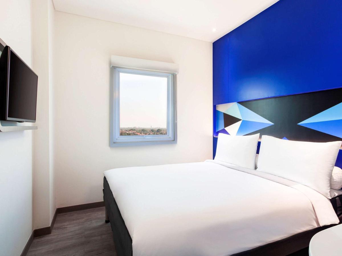 Ibis Budget Cirebon Luaran gambar